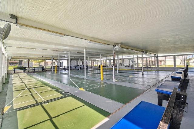 86 PINDO PALM STREET W, Largo, FL 33770