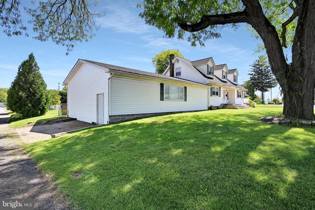 1901 NORTHAMPTON AVE, Northampton, PA 18067