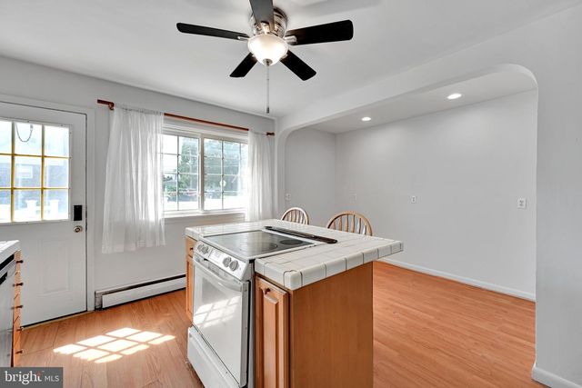 1901 NORTHAMPTON AVE, Northampton, PA 18067