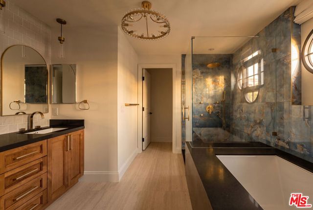 9061 Nemo Street A, West Hollywood, CA 90069