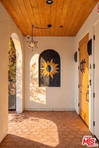 9061 Nemo Street A, West Hollywood, CA 90069
