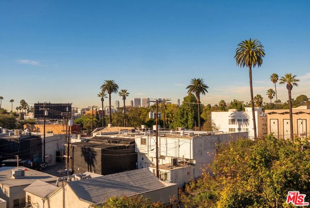 9061 Nemo Street A, West Hollywood, CA 90069