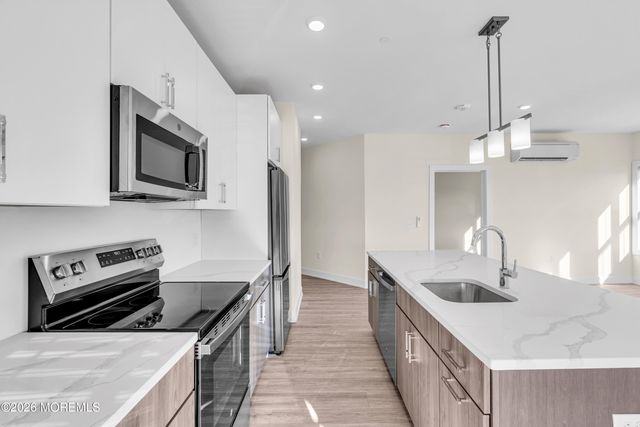 19 Carr Avenue 303, Keansburg, NJ 07734