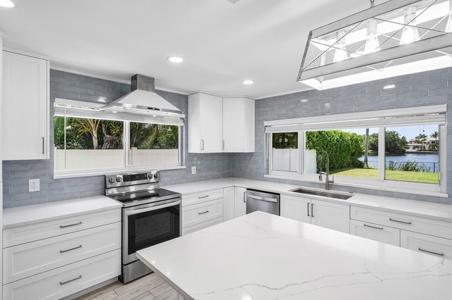 1128 SW 7TH Street, Boca Raton, FL 33486
