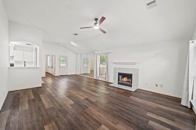 10506 Scenic Drive, Montgomery, TX 77356