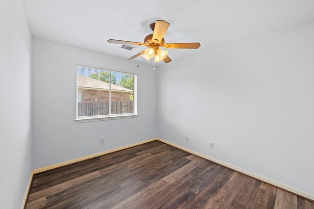 10506 Scenic Drive, Montgomery, TX 77356
