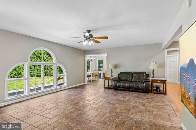 2900 EAGLES CT, Vineland, NJ 08361