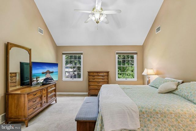 2900 EAGLES CT, Vineland, NJ 08361