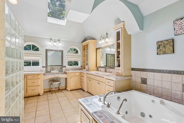 2900 EAGLES CT, Vineland, NJ 08361