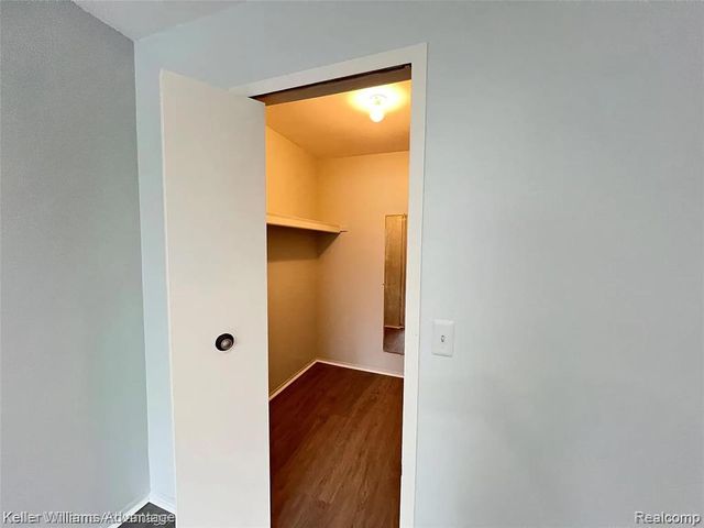 30056 W 12 Mile Road 78, Farmington Hills, MI 48334