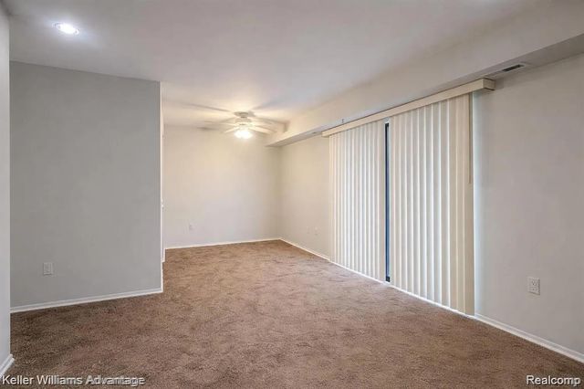 30056 W 12 Mile Road 78, Farmington Hills, MI 48334