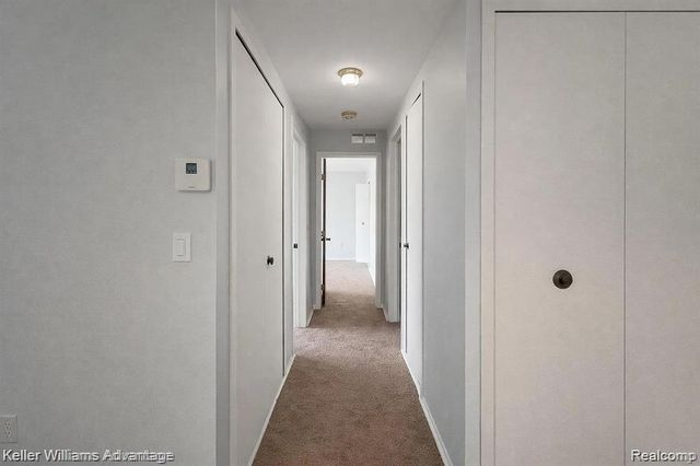 30056 W 12 Mile Road 78, Farmington Hills, MI 48334
