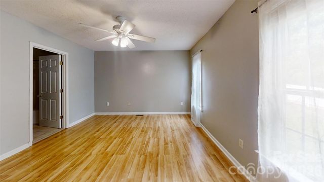 49 Laurel Street, Granite Falls, NC 28630
