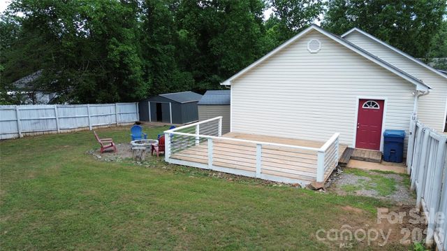 49 Laurel Street, Granite Falls, NC 28630