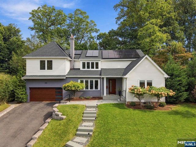 533 Ridgeland Terrace, Leonia, NJ 07605