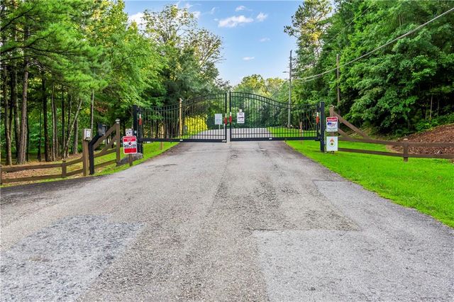 1652 Sable Court, Talking Rock, GA 30175