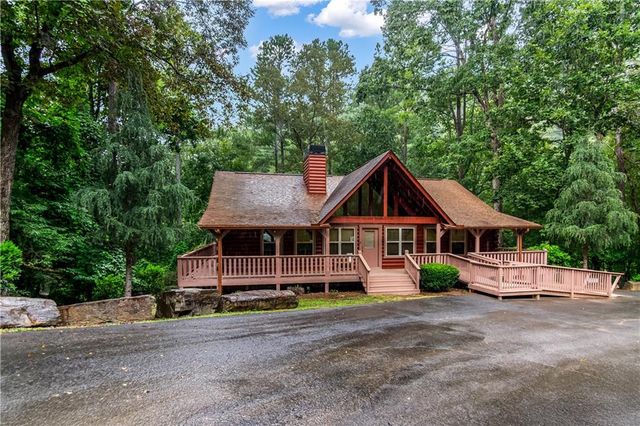 1652 Sable Court, Talking Rock, GA 30175