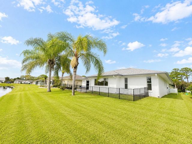 223 NE GOLF CLUB DRIVE, New Smyrna Beach, FL 32168