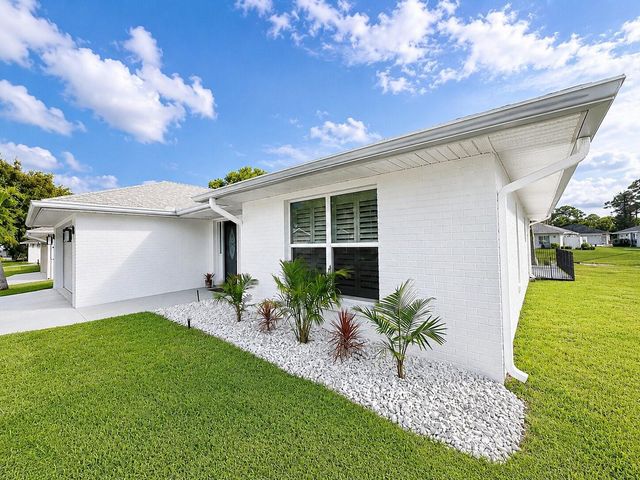 223 NE GOLF CLUB DRIVE, New Smyrna Beach, FL 32168
