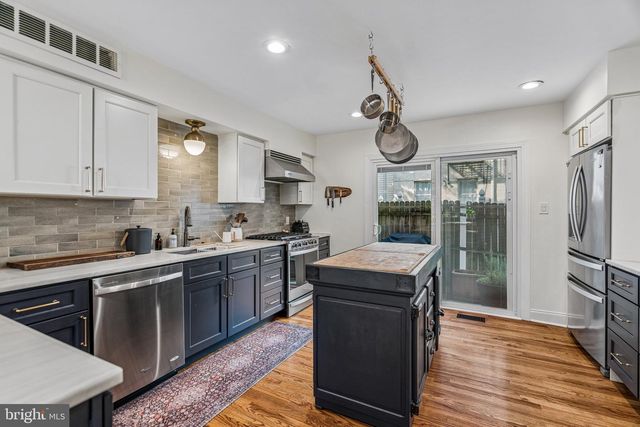 776 S HARSHAW ST, Philadelphia, PA 19146