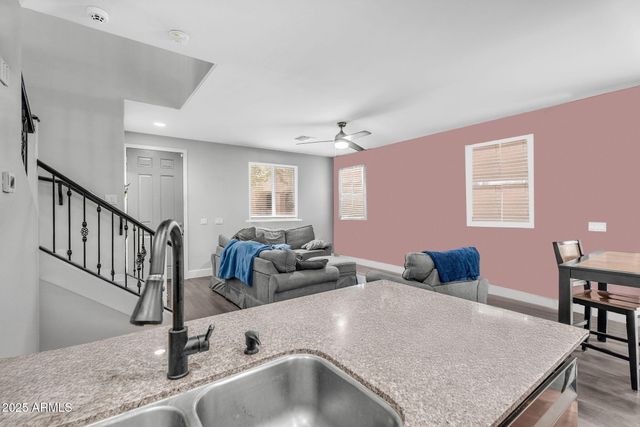 2366 N 73RD Lane, Phoenix, AZ 85035