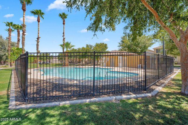 2366 N 73RD Lane, Phoenix, AZ 85035