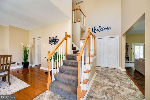 24 SYCAMORE DR, Reading, PA 19606