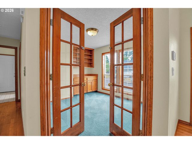 1802 Nw BELLA VISTA Ave, Gresham, OR 97030