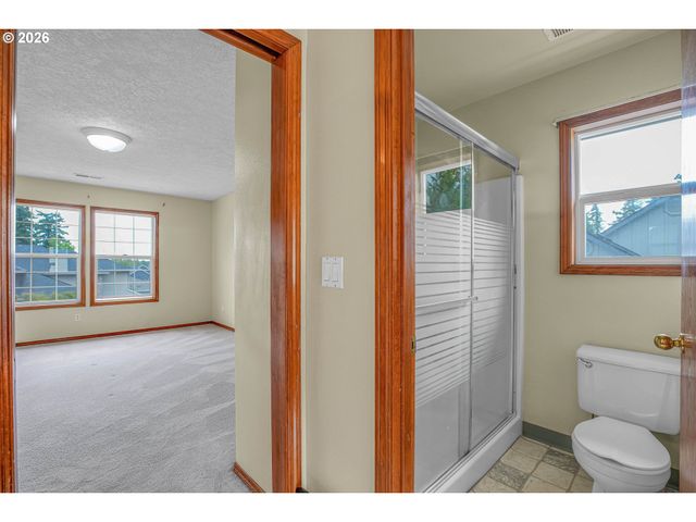 1802 Nw BELLA VISTA Ave, Gresham, OR 97030