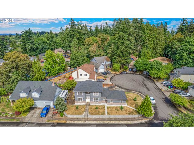1802 Nw BELLA VISTA Ave, Gresham, OR 97030