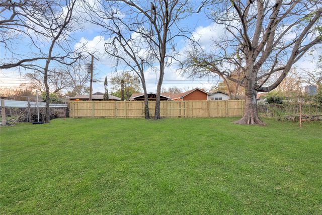 3315 Crest Ridge Drive, Dallas, TX 75228