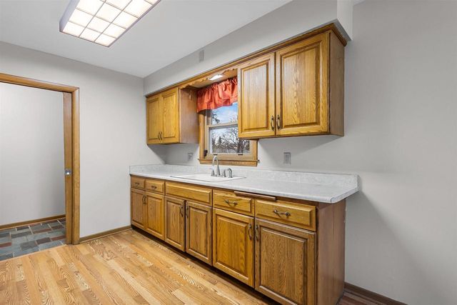 15945 SMITH DRIVE, Brookfield, WI 53005