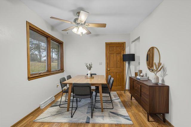 15945 SMITH DRIVE, Brookfield, WI 53005