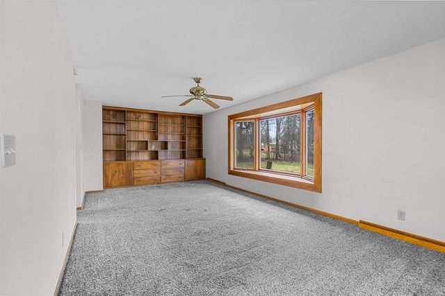 15945 SMITH DRIVE, Brookfield, WI 53005