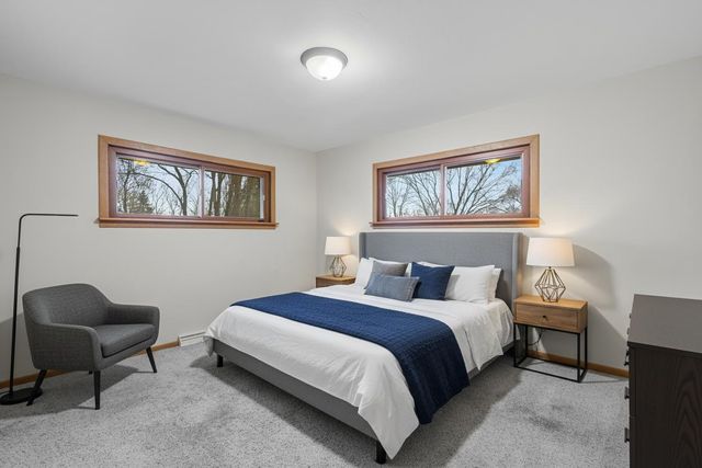 15945 SMITH DRIVE, Brookfield, WI 53005