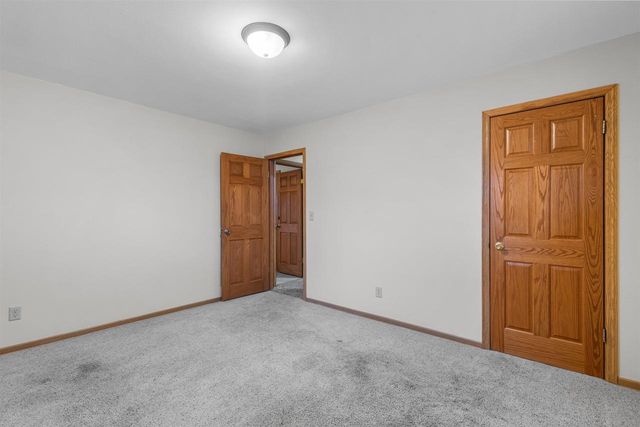 15945 SMITH DRIVE, Brookfield, WI 53005