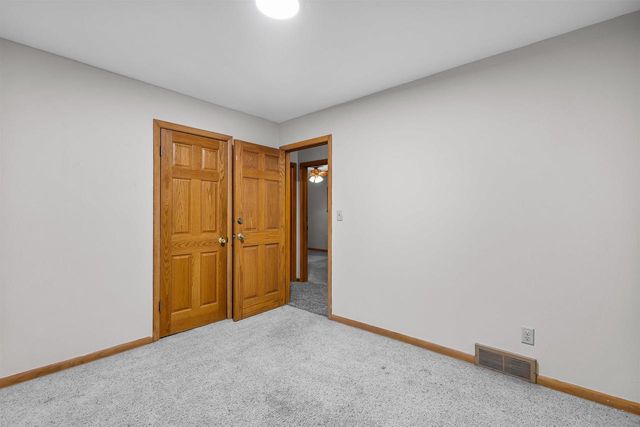 15945 SMITH DRIVE, Brookfield, WI 53005