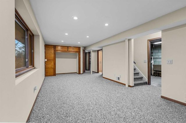 15945 SMITH DRIVE, Brookfield, WI 53005