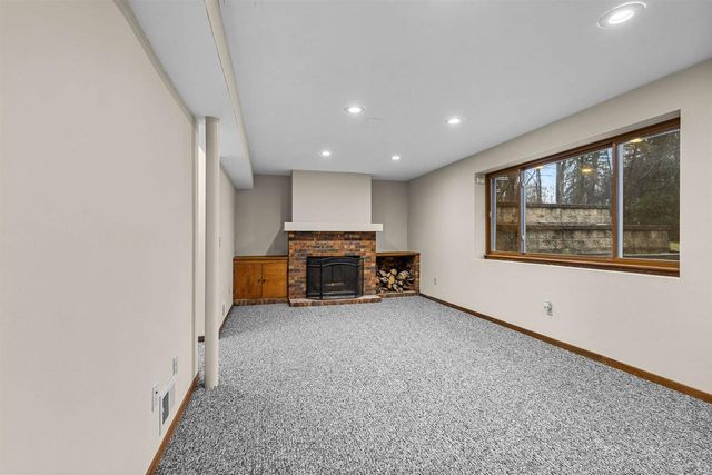 15945 SMITH DRIVE, Brookfield, WI 53005