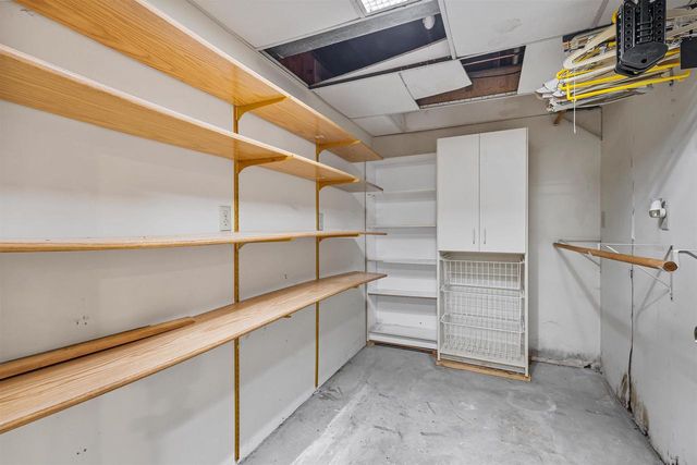 15945 SMITH DRIVE, Brookfield, WI 53005