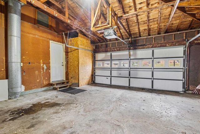 15945 SMITH DRIVE, Brookfield, WI 53005