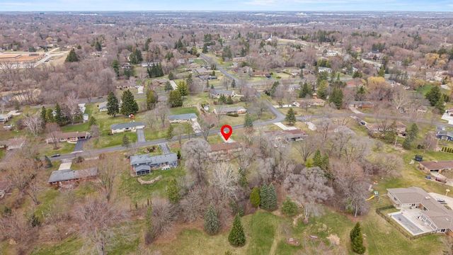 15945 SMITH DRIVE, Brookfield, WI 53005