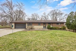15945 SMITH DRIVE, Brookfield, WI 53005