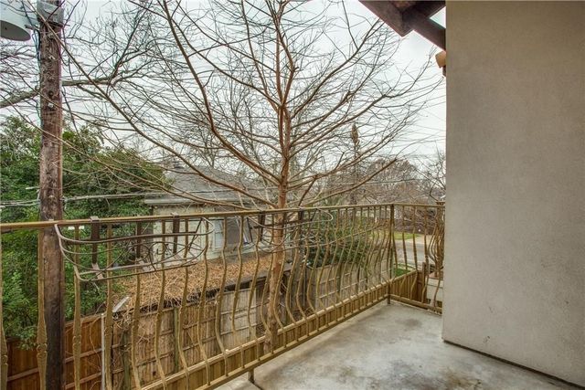 5800 Mccommas Boulevard A207, Dallas, TX 75206