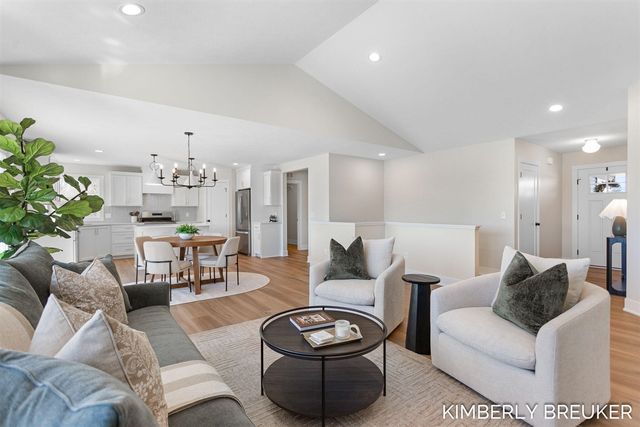 11923 Everett Avenue, Allendale, MI 49401