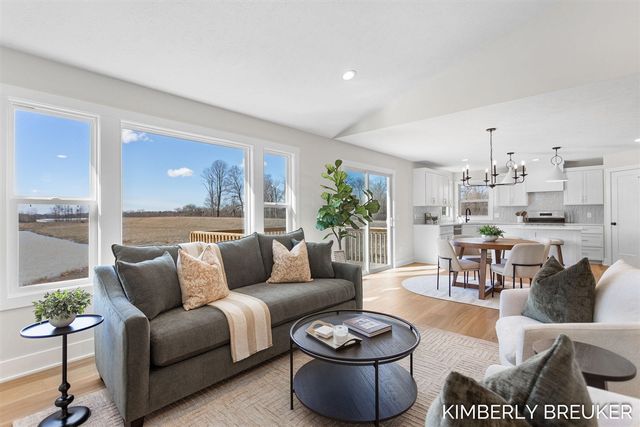 11923 Everett Avenue, Allendale, MI 49401