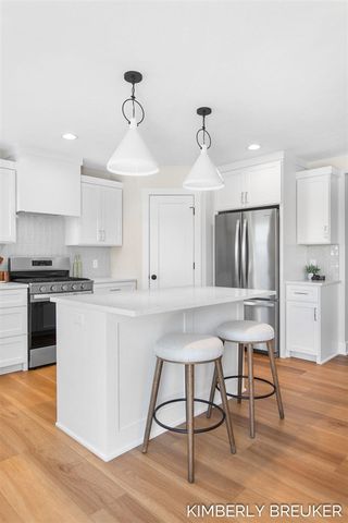 11923 Everett Avenue, Allendale, MI 49401