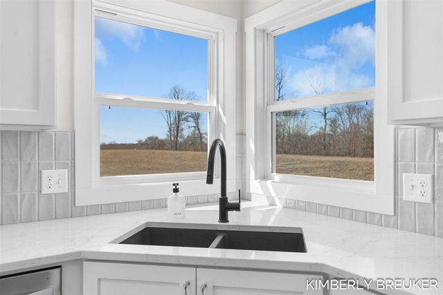 11923 Everett Avenue, Allendale, MI 49401