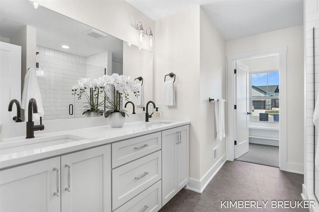 11923 Everett Avenue, Allendale, MI 49401