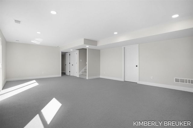 11923 Everett Avenue, Allendale, MI 49401